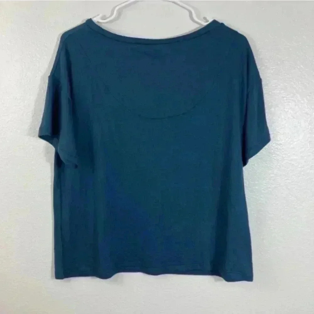 BORN SHORT SLEEVE DREAM BLUE TEAL GRAPHIC TEE - Picture 3 of 5